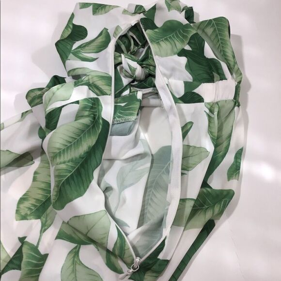 Show Me Your MuMu Green Floral Moby Front Tie Midi Dress Size X-Small - Picture 6 of 7